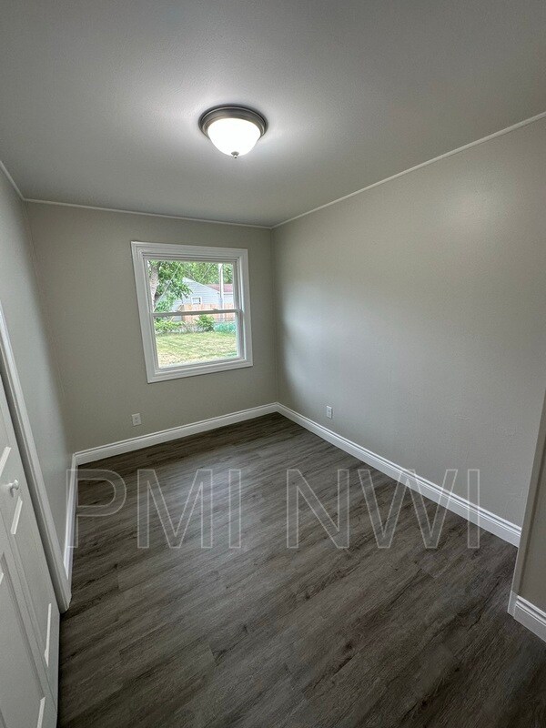 Foto del edificio - 7305 White Oak Ave