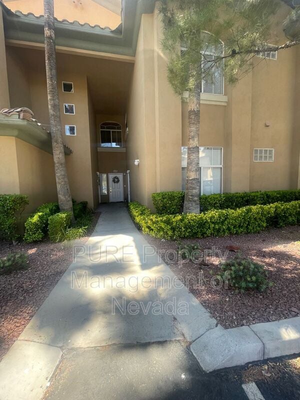 Primary Photo - 8725 Red Brook Dr