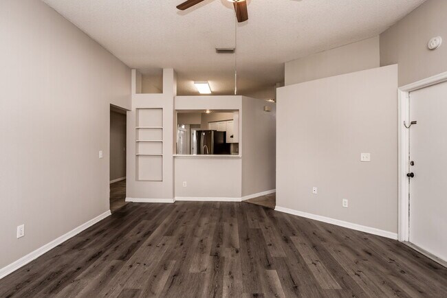 Foto del edificio - 433 Valley Edge Dr