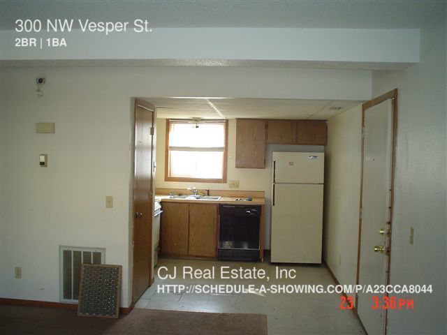 Foto del edificio - 300 NW Vesper St