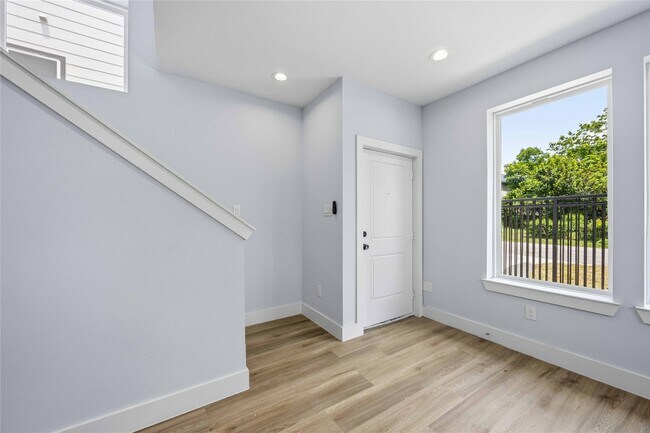 Foto del edificio - 4138 Larkspur St