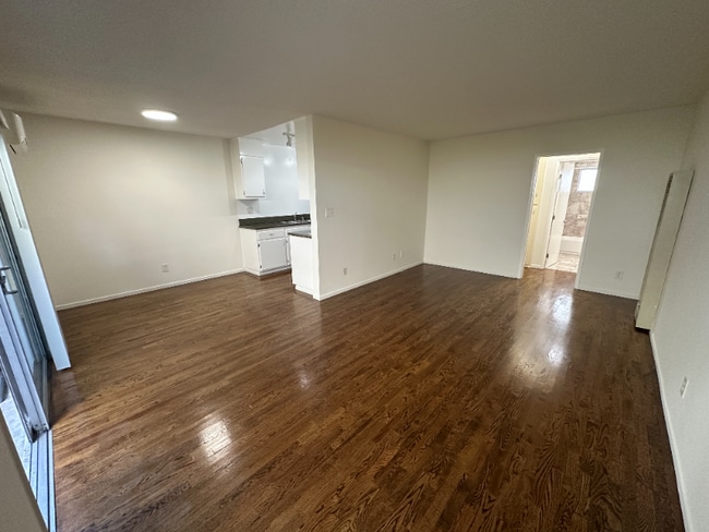 Foto del edificio - 1262 Granville Ave