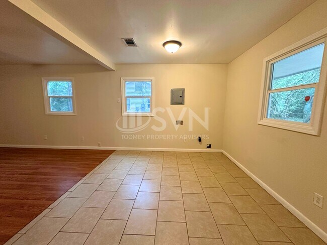 Foto del edificio - 1210 Athey Rd