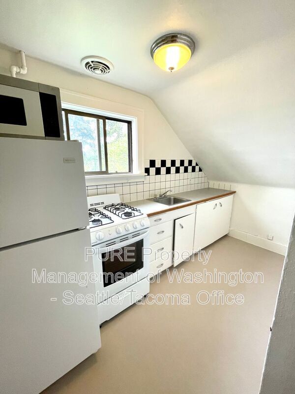 Foto del edificio - 108 NW 76th St