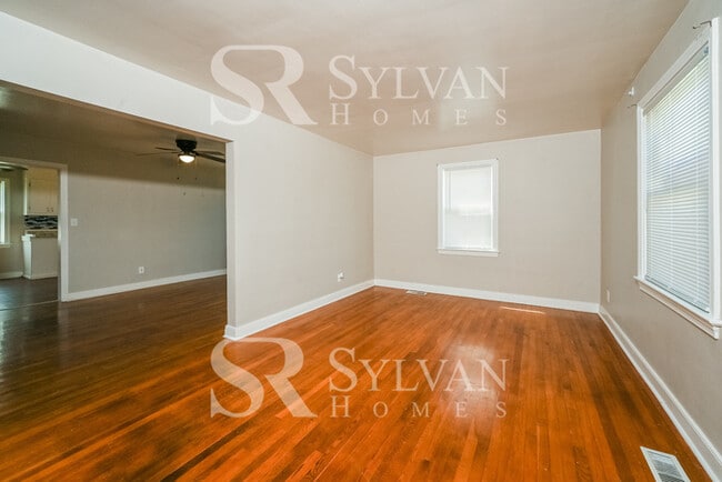 Building Photo - The living is easy in this 4 bedroom, 1.5 bathroom home