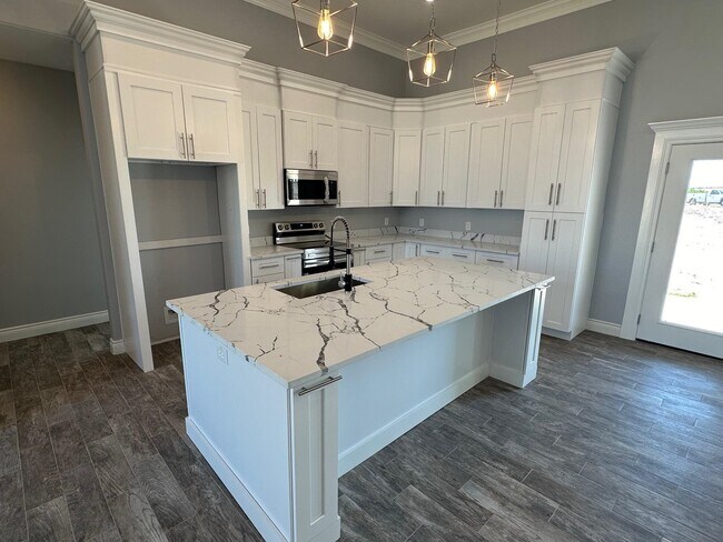 Foto del edificio - 523 Canyon Creek Dr
