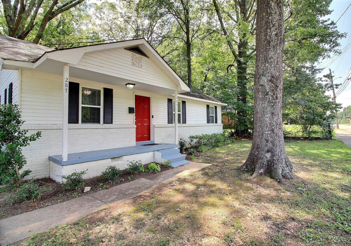Primary Photo - 287 S Rowlett St