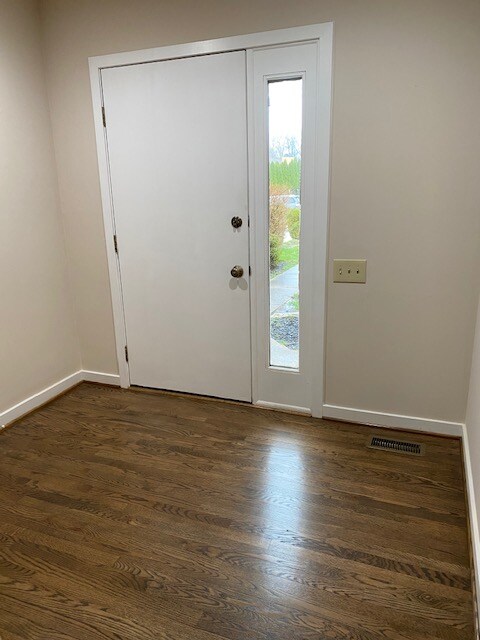Building Photo - 4 Hialeah Ct