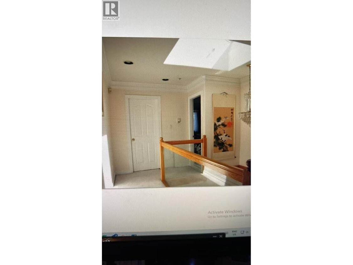 Photo du bâtiment - 8XX W 60th Ave