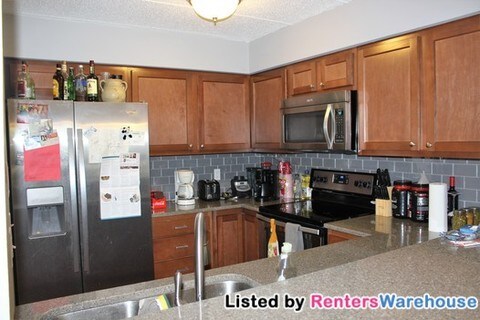 Building Photo - 3300 Louisiana Ave S