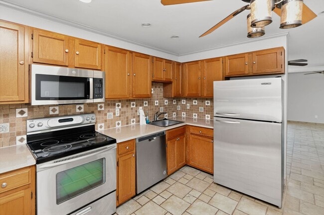 Photo - Ideal Rental: 3BR/2.5BA with Washer/Dryer, Parking & Pool Access House