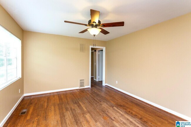 Foto del edificio - 8708 Sunset Dr