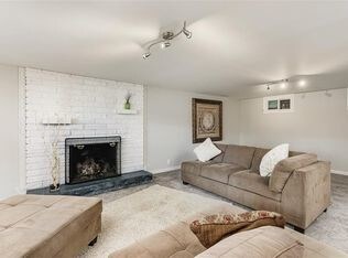 Foto del edificio - 3327 Rimrock Rd