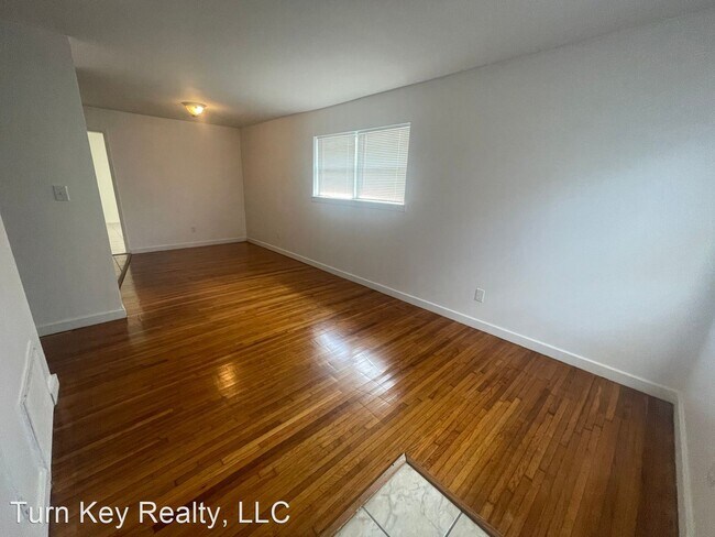 Building Photo - 3 br, 1 bath House - 3705 Laurel Ave SW