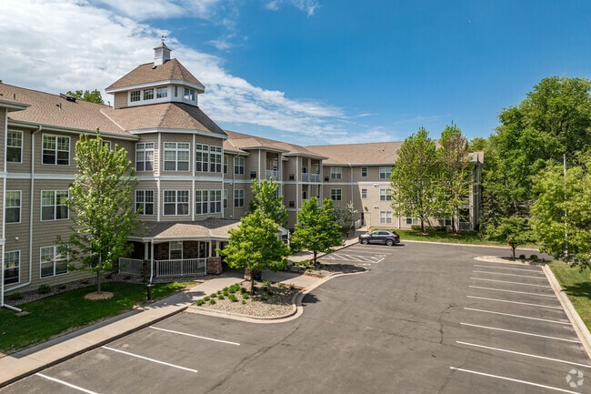 Cardinal Pointe of Oakdale