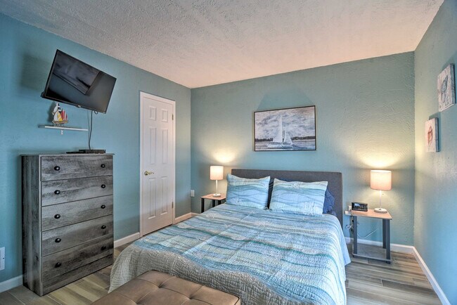 Foto del edificio - 8931 Blind Pass Rd