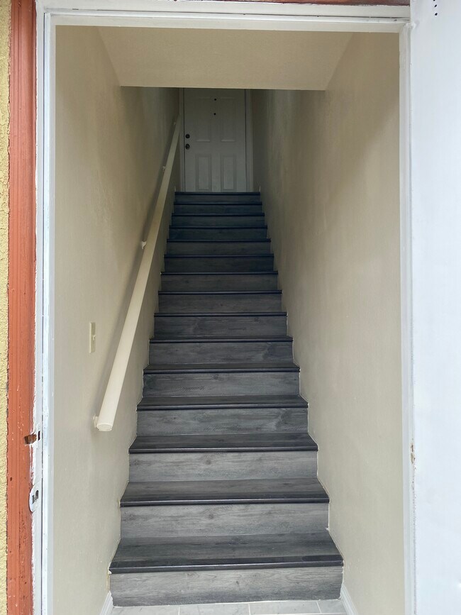 Foto del edificio - 1766 Magnolia Ave