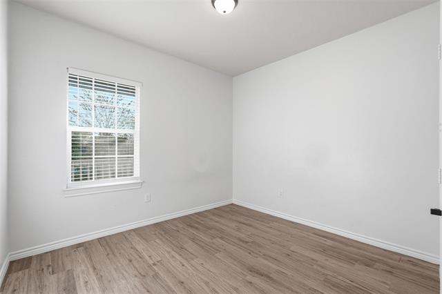 Foto del edificio - 124 Chris Dr