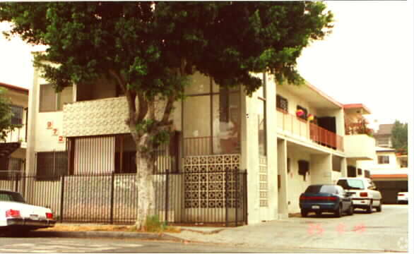 Primary Photo - 972 S Harvard Blvd