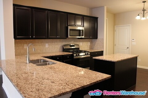 Building Photo - 3144 Cross Creek Dr