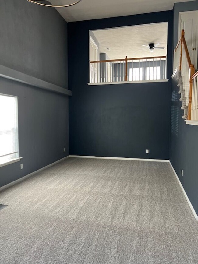 Foto del edificio - BATTLEFIELD COMMONS