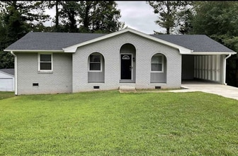 Building Photo - 567 San Pablo Dr