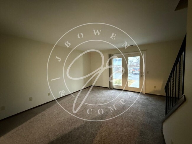 Building Photo - 7373 Ayers Rd