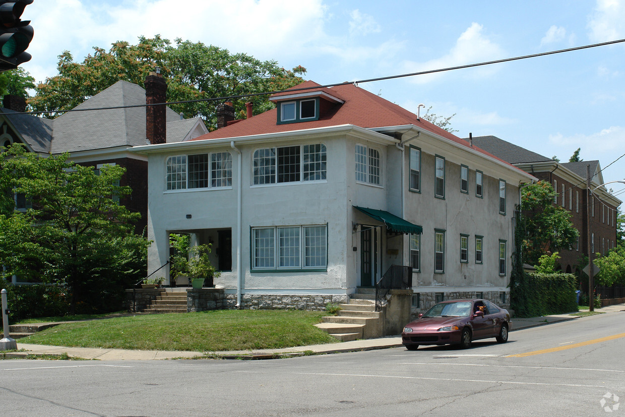 Building Photo - 125-127 Woodland Ave