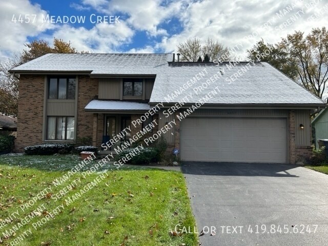 Foto principal - Stunning Four Bedroom Home Available NOW!