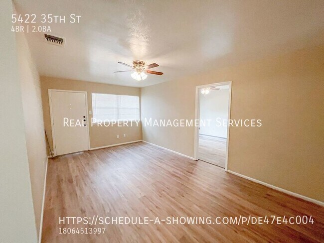Building Photo - Cozy 4/2 Home!