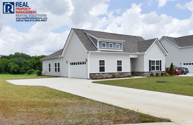 Building Photo - 1142 Bluecreek Cir