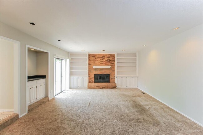 Building Photo - 2108 Bent Twig Cir