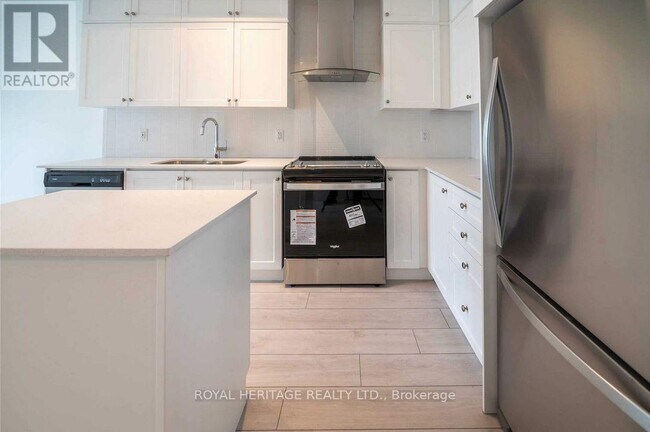 Building Photo - 55 Duke St W