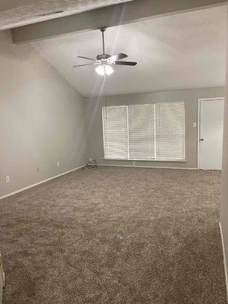 Building Photo - 4118 Pinebridge Ln