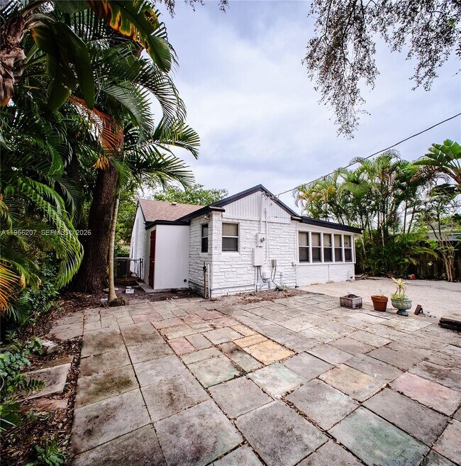 Foto del edificio - 1500 NW 3rd Ave