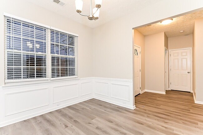 Foto del edificio - 1253 Winwood Dr