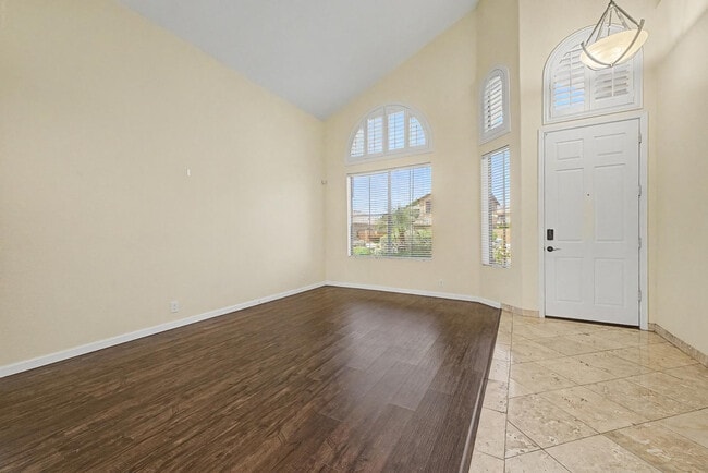 Building Photo - 6029 W Morrow Dr