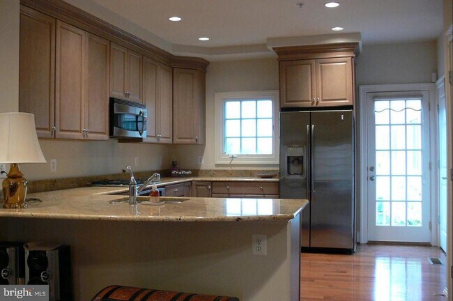 Foto del edificio - 1828 Potomac Greens Dr