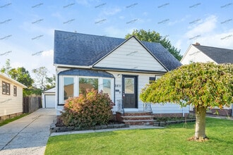 Building Photo - 2831 Stanfield Dr