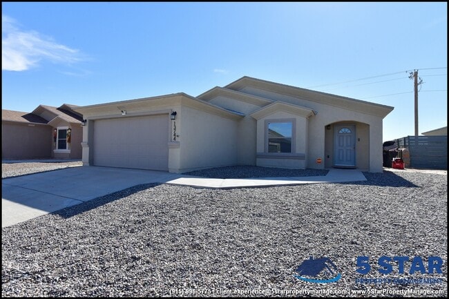 Building Photo - 13744 Flora Vista Ave