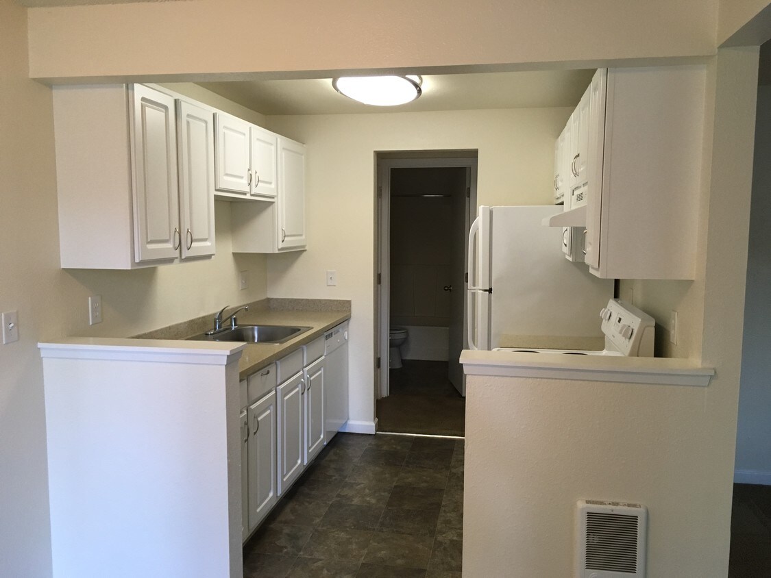 Sherwood Park Apartments Apartments Fife, WA