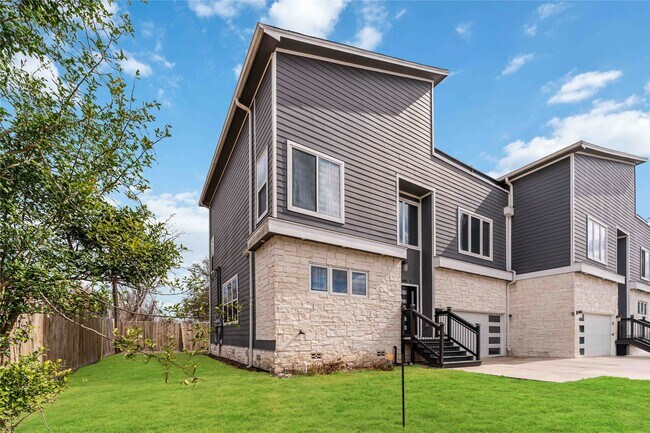 Building Photo - 9495 Jutland Rd