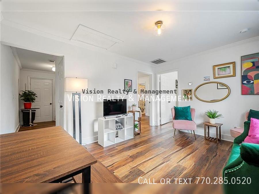 Foto principal - Available Now 2 bed 1 bath in Peoplestown