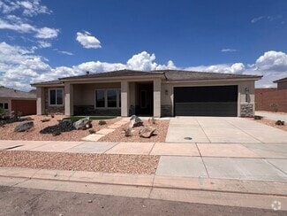 Building Photo - 3098 W Coronado Dr