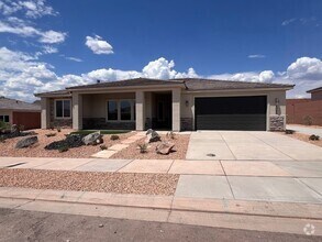 Building Photo - 3098 W Coronado Dr