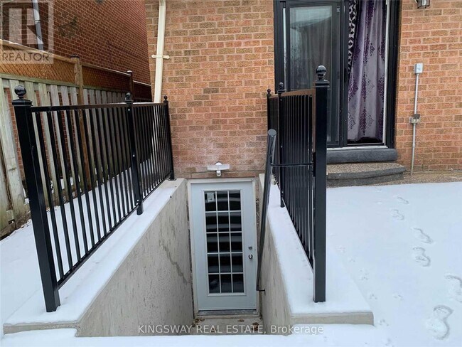 Photo du bâtiment - 6249 Prairie Cir