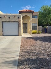 Building Photo - 2063 Pine Trail St