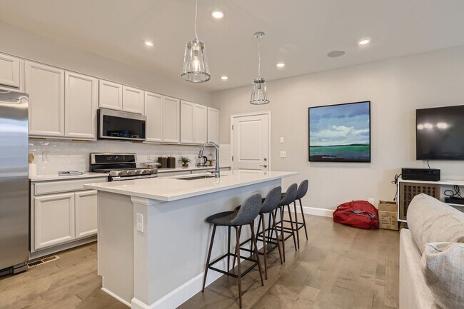 Foto del edificio - New 3 BDR Arvada Home Convenient to Everything