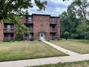 Building Photo - 1001 Spruce St