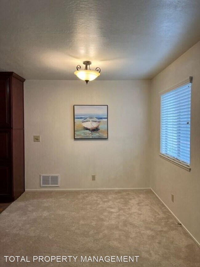 Building Photo - 2 br, 1 bath House - 2315 SAIDEL DR. #3